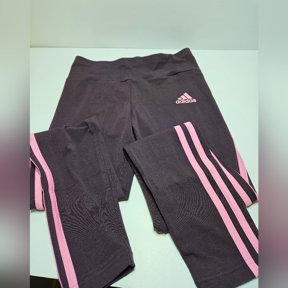 Adidas Girls Loungewear Essentials 3-Stripes Leggings Pants Size Medium - Picture 2 of 3
